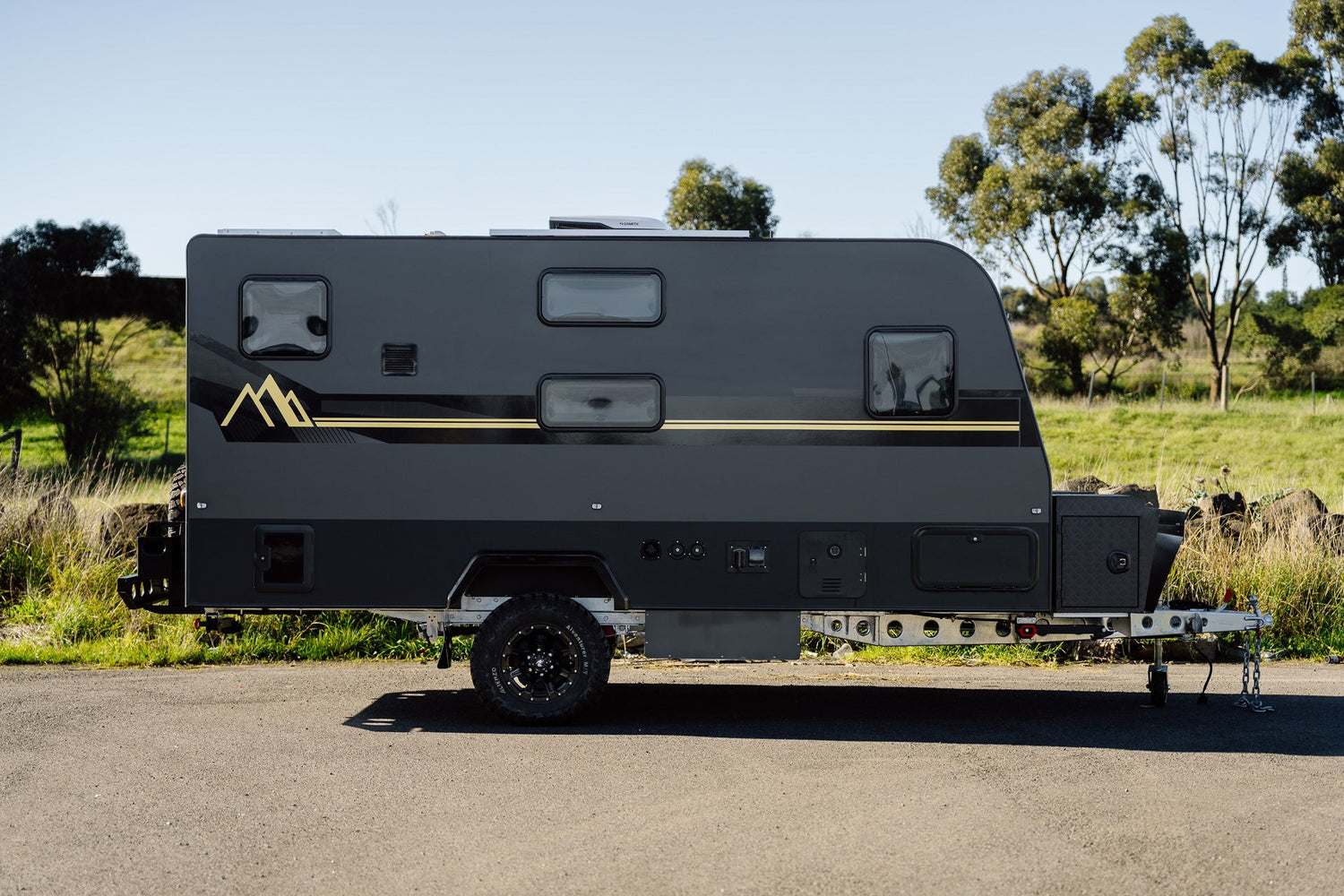 Dusty Road Caravan - 16 Foot