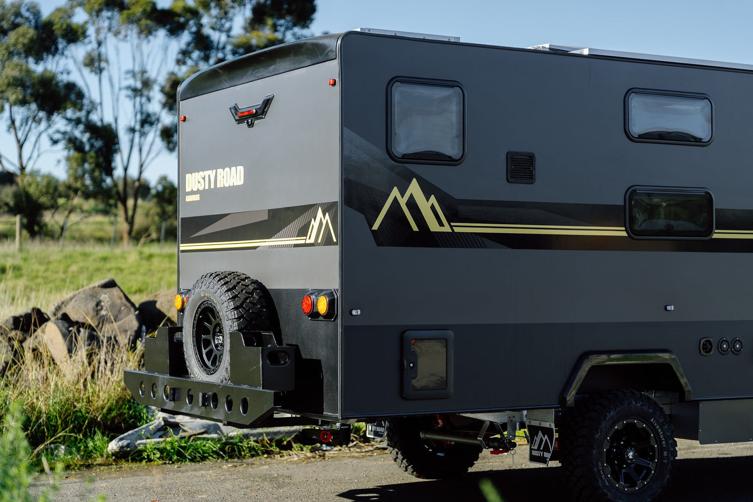 Dusty Road Caravan - 16 Foot